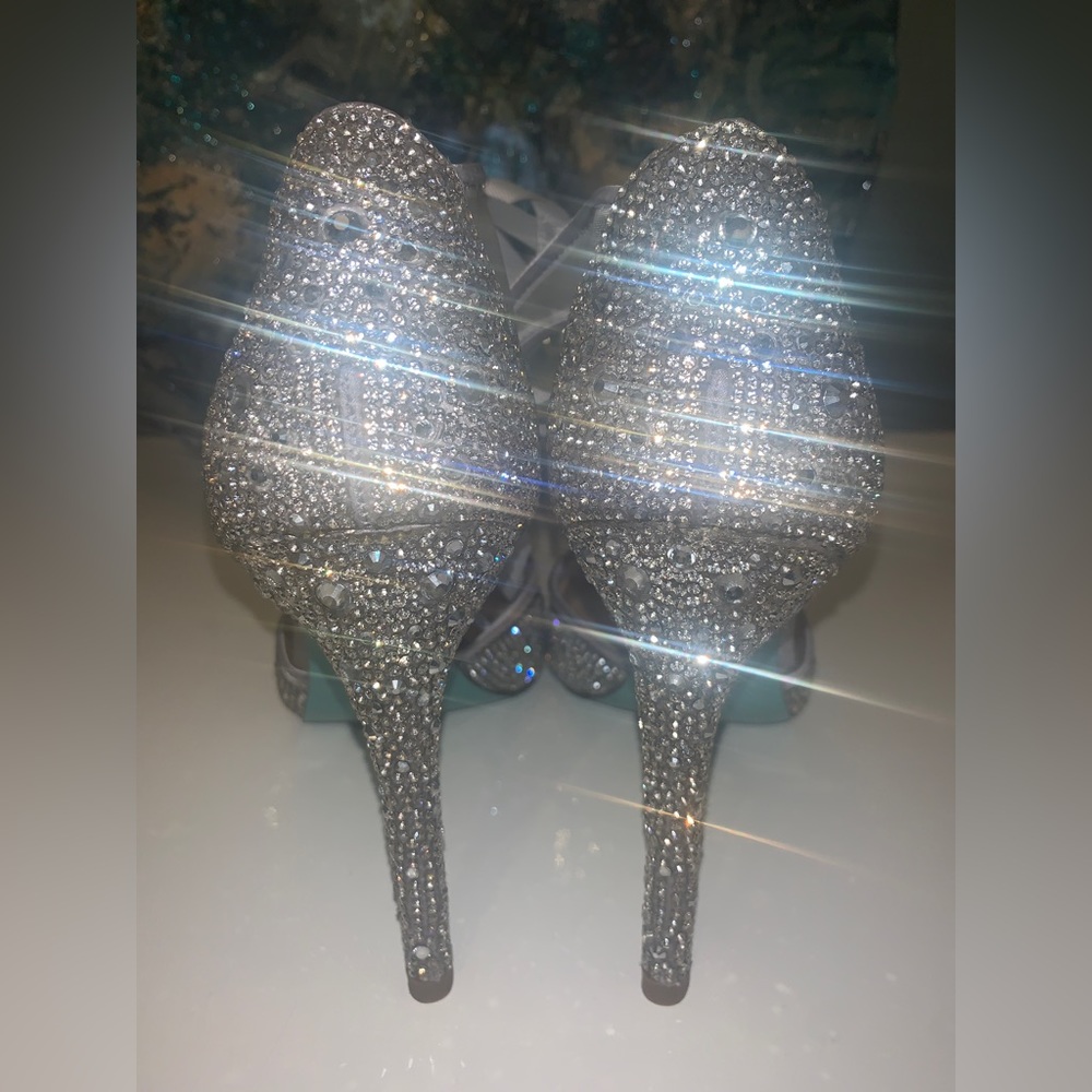Silver Betsey Johnson Women's Iris Dress Pumps Many Sizes NEW - Picture 9 of 14